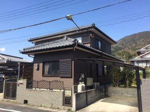 近江八幡市にある屋根・外壁リフォーム専門店ジェイジェイエフです！！