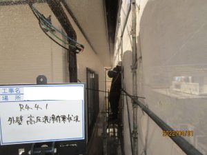 近江八幡市　M様邸　屋根・外壁塗装工事　洗浄の水